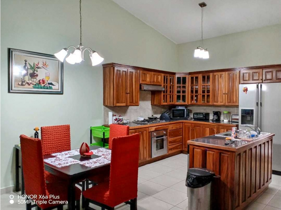 Vendo o alquilo espectacular apartamento en David. Céntrico y seguro - 4