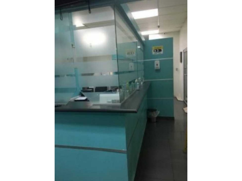 VENDO O ALQUILO LOCAL 151 MTS EN OBARRIO $3000