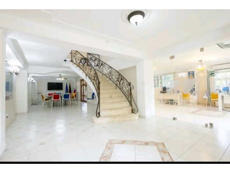 VENDO O ALQUILO MANSION EN ALBROOK EMPRESARIOS DIPLOMATICOS NEGOCIABLE — foto 2