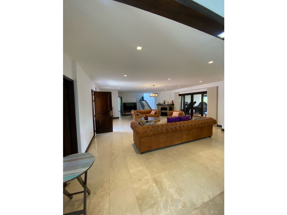 VENDO O ARRIENDO HERMOSA CASA UBICADA EN SAN ANTONIO DE PEREIRA — foto 2