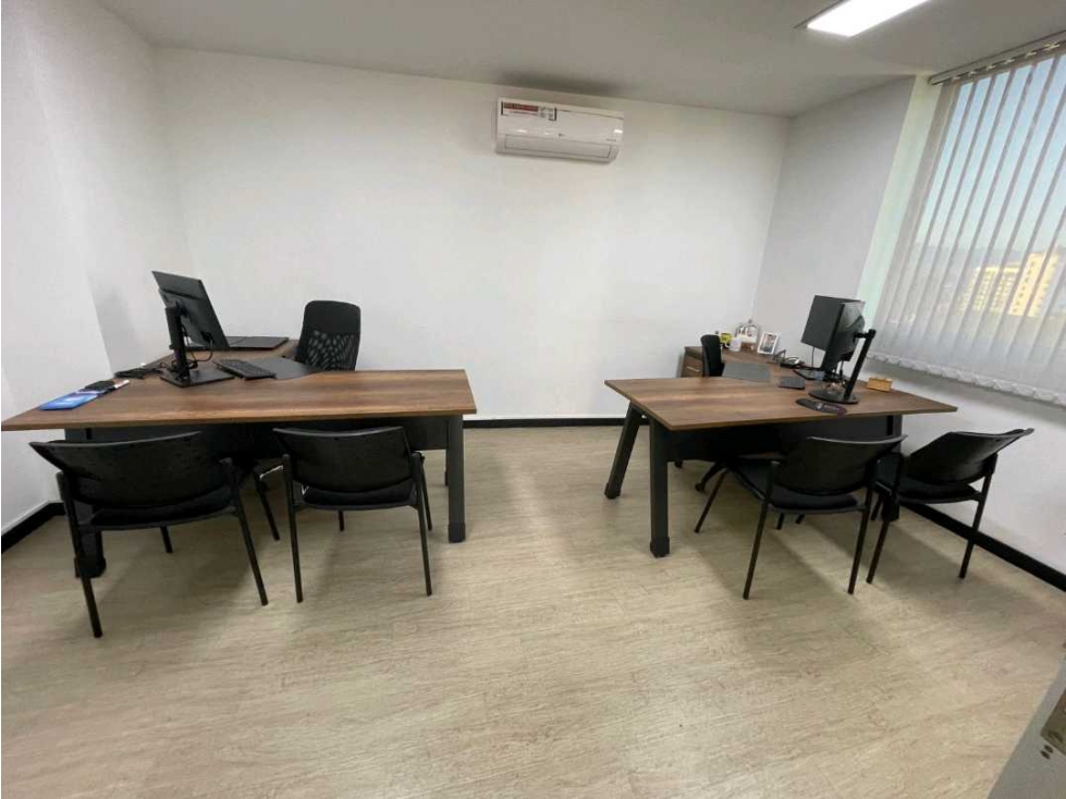 VENDO OFICINA EN EL POBLADO — foto 5