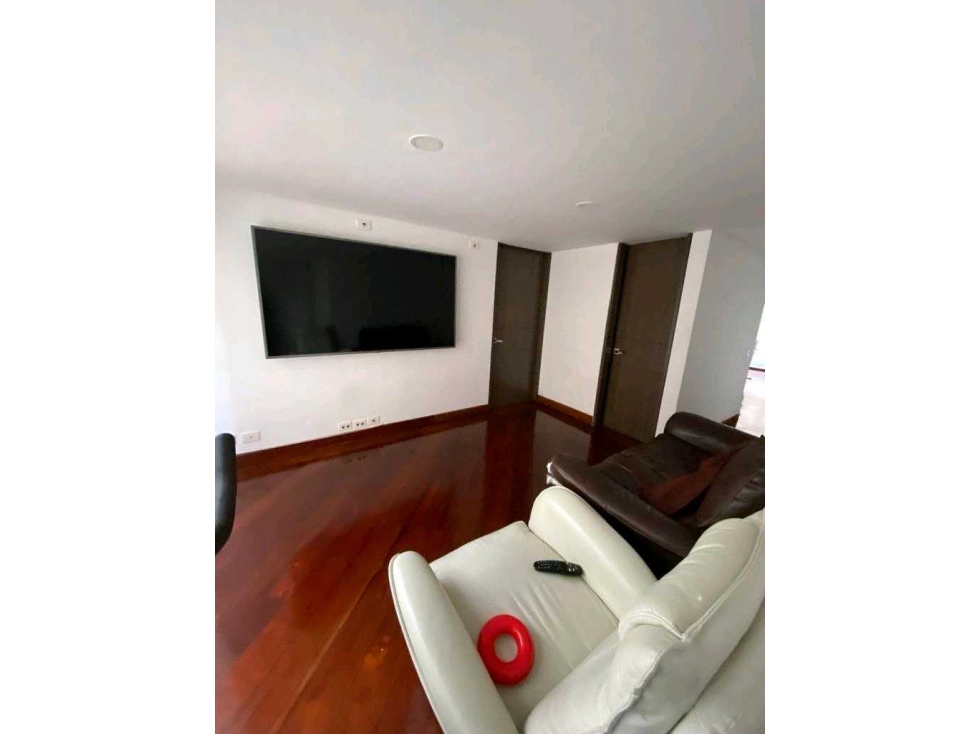 VENDO PENTHOUSE EN BOSQUE DE PINOS TOTALMENTE REMODELADO — foto 6