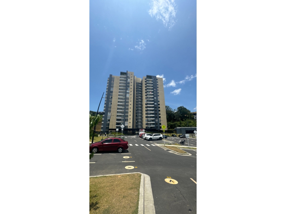 VENDO O RENTO APARTAMENTO EN CERRITOS PEREIRA