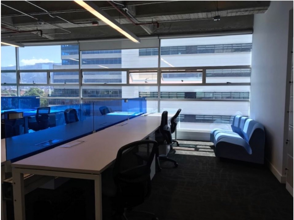 Vendo oficina AAA en Chicó Navarra, avenida principal 190 m2. - 6