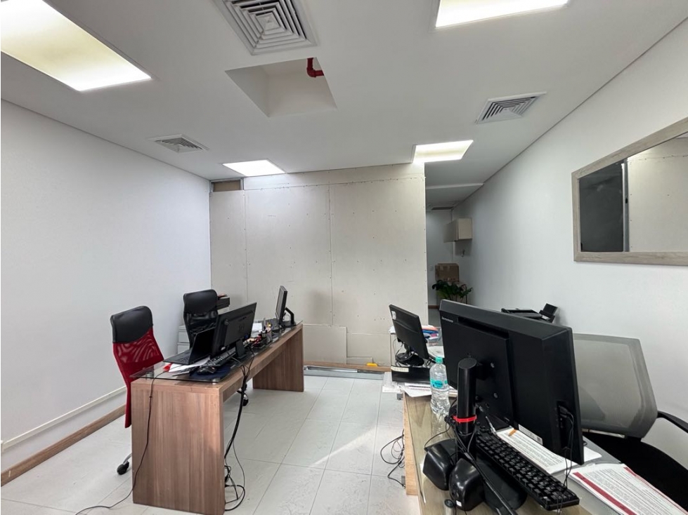 Vendo Oficina - Consultorio en centro empresarial — foto 4