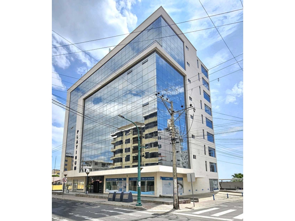 Vendo oficina edf. Platinium. av. Flavio Reyes - 1
