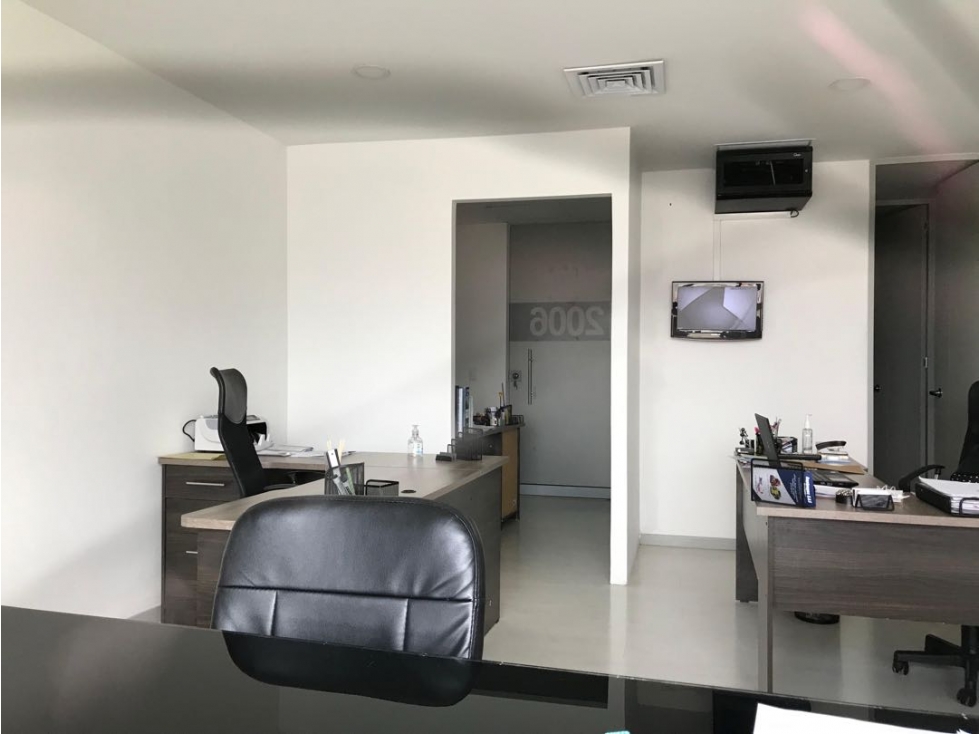 VENDO OFICINA EN CENTRO EMPRESARIAL S48 TOWER ENVIGADO AV VEGAS — foto 5