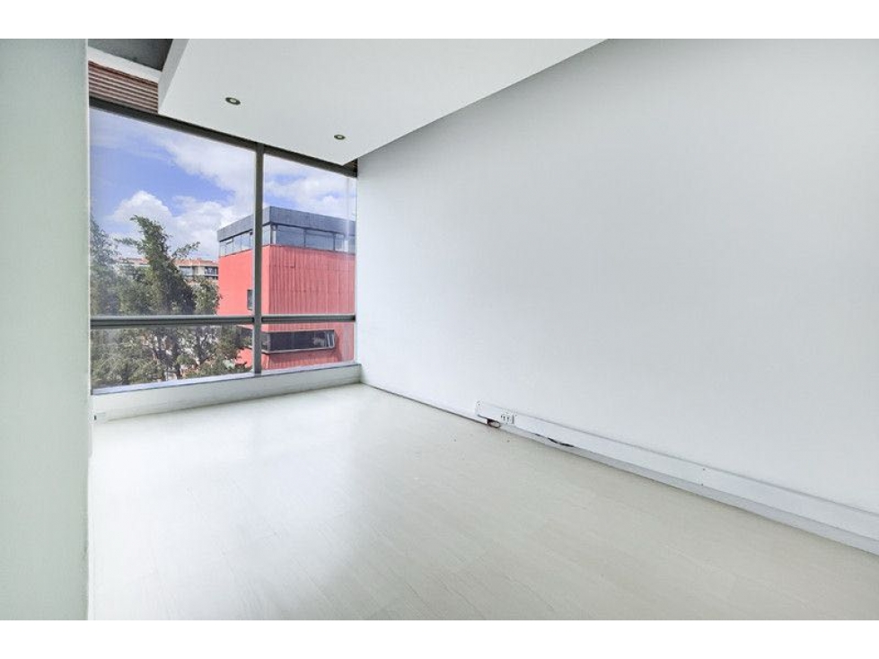 VENDO OFICINA EN CHICO NAVARRA/CC — foto 4