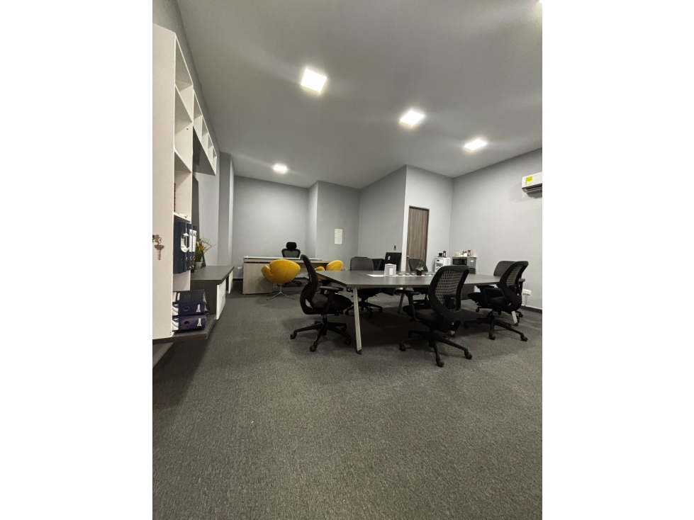 ARRIENDO oficina AMOBLADA en edificio TITANIUM — foto 3
