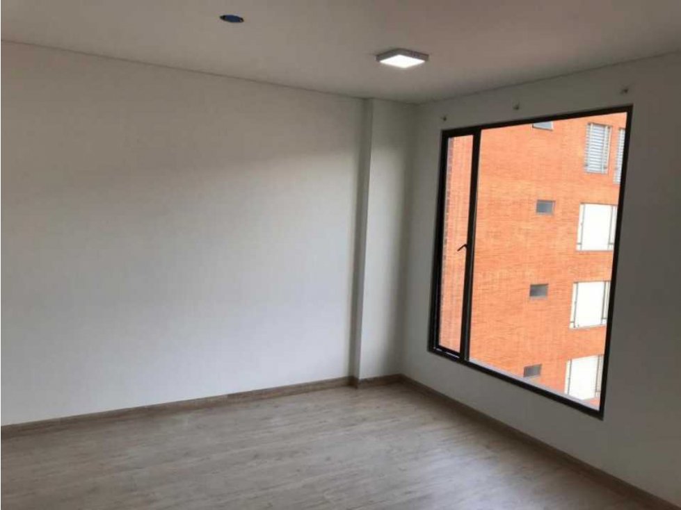 VENDO OFICINA Santa Paula. NORTE BOGOTA. 43 mtrs.$380 YG — foto 6