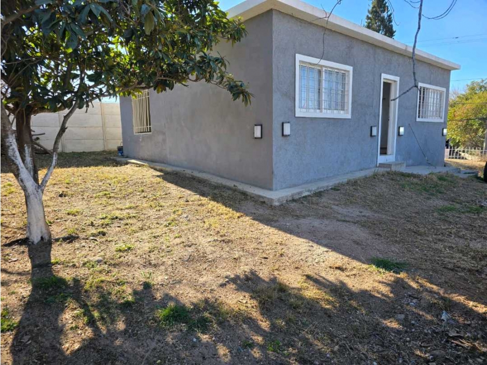 OPORTUNIDAD CASA CON VISTA SOBRE AVENIDA CERCA RIO — foto 5