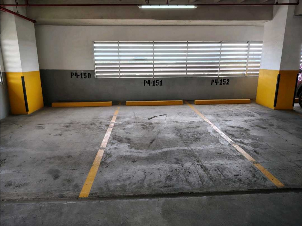 VENDO PARQUEADERO EN EDIF. PLATINIUM CUIDAD MILENIUM - 2