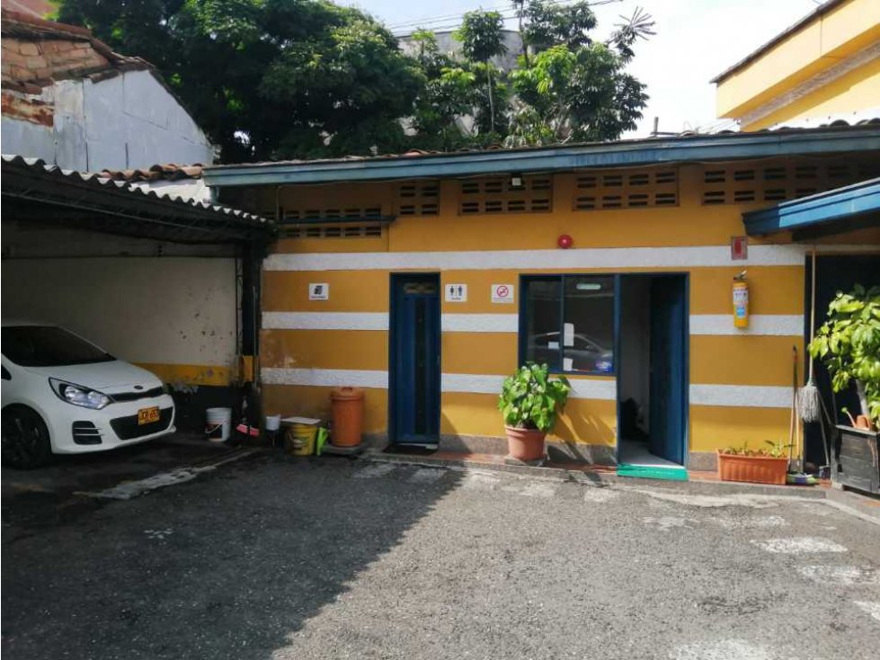 Vendo parqueadero y 3 locales comerciales centro de Medellín — foto 2