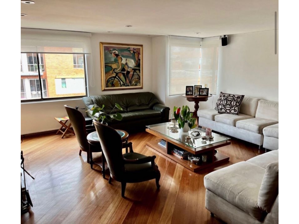 Vendo pent house duplex San Patricio. Terraza 15 m2, 4 parqueaderos