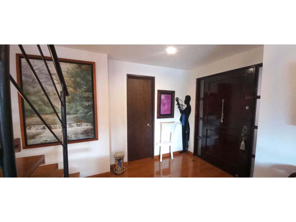 VENDO PENTHOUSE DUPLEX CALLEJA ALTA 3 HAB. Estudio. ( VM) — foto 2