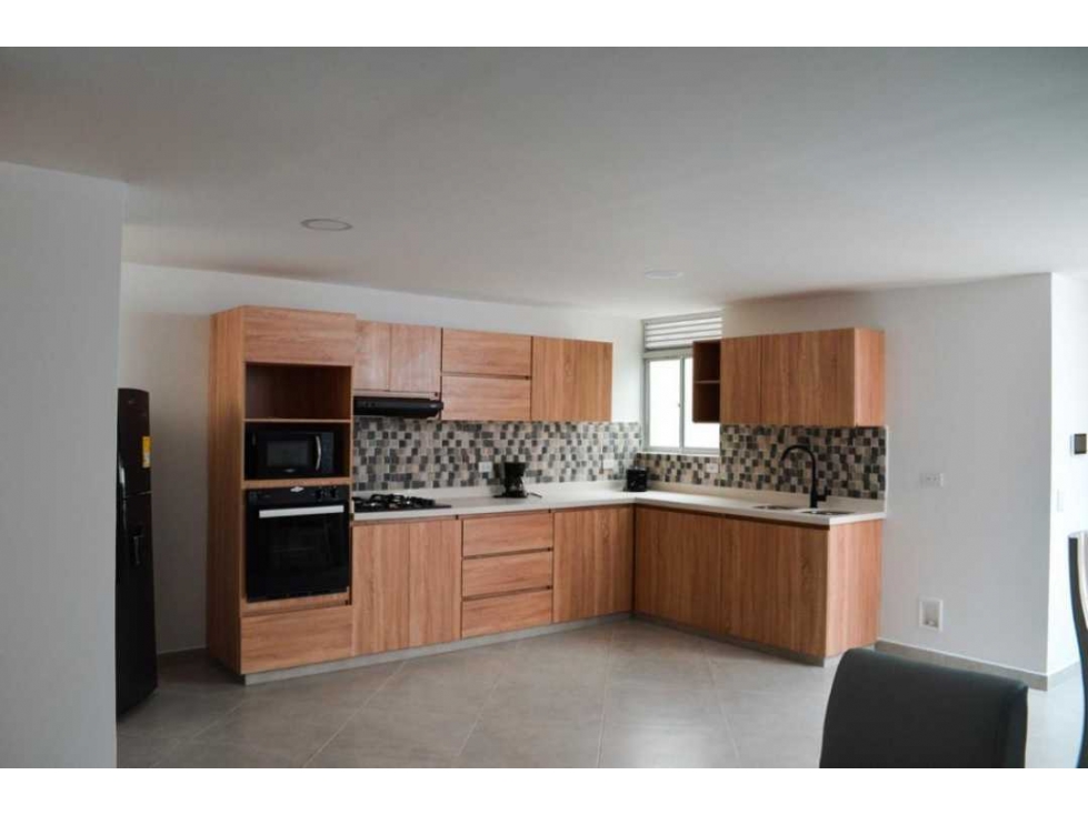 VENDO PENTHOUSE CON AMPLIA TERRAZA EN SANTA ROSA DE CABAL — foto 2