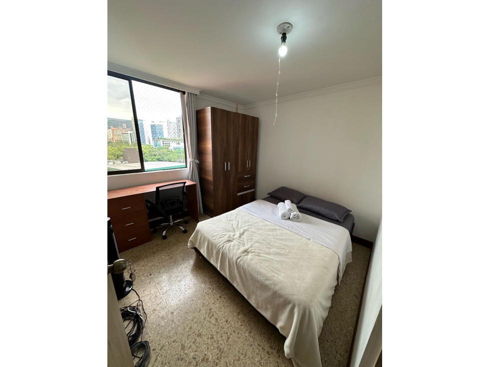 Vendo Penthouse con terraza en L en Milla de Oro 228 m² para remodelar — foto 4