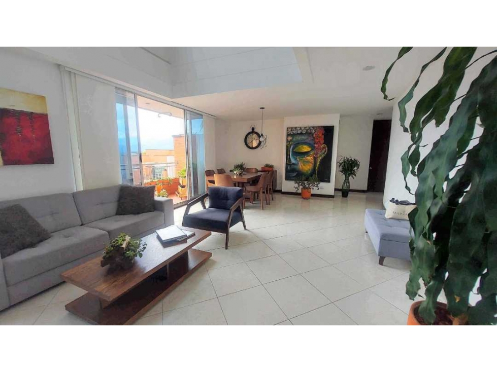 VENDO PENTHOUSE EN CASTROPOL CON VISTAS PANORÁMICAS A MEDELLÍN — foto 4