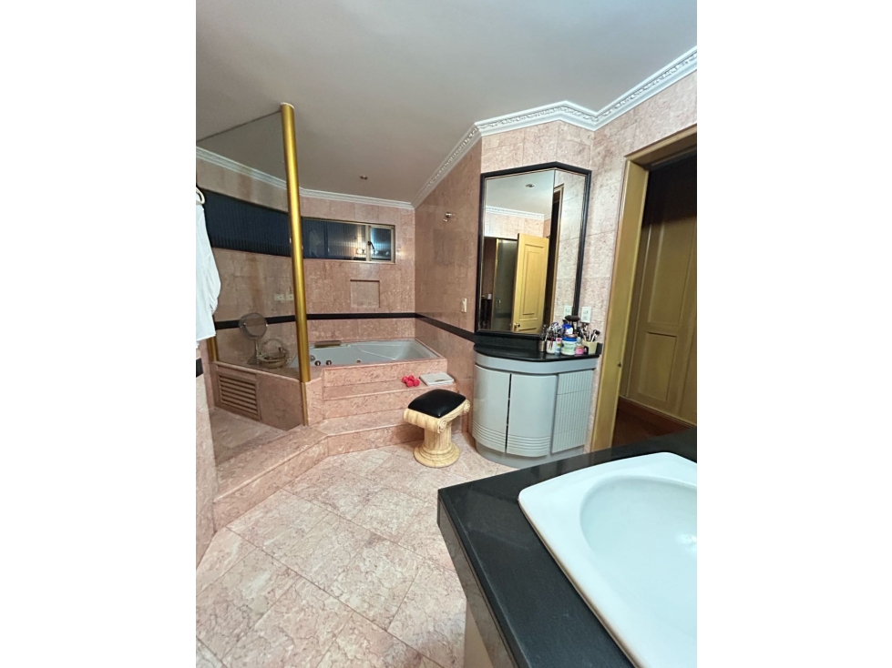 Vendo Penthouse de Lujo en Country Club de Bogotá — foto 6
