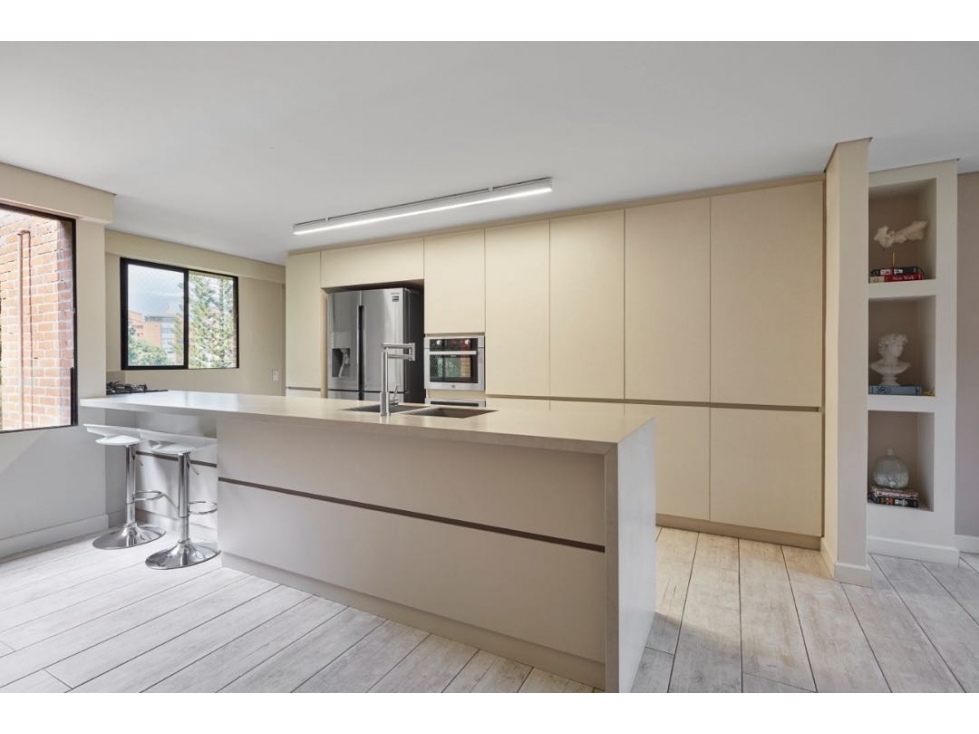 Vendo penthouse duplex en el poblado - loma del campestre (remodelado) — foto 4