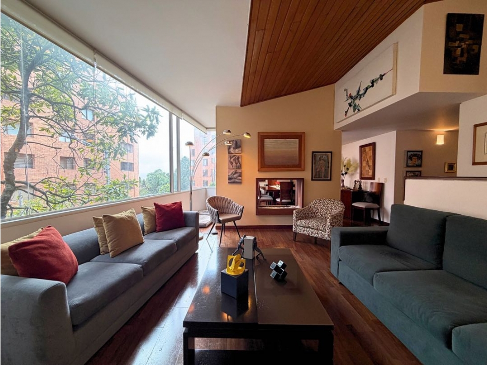 Vendo Apartamento Duplex en Los Rosales — foto 2