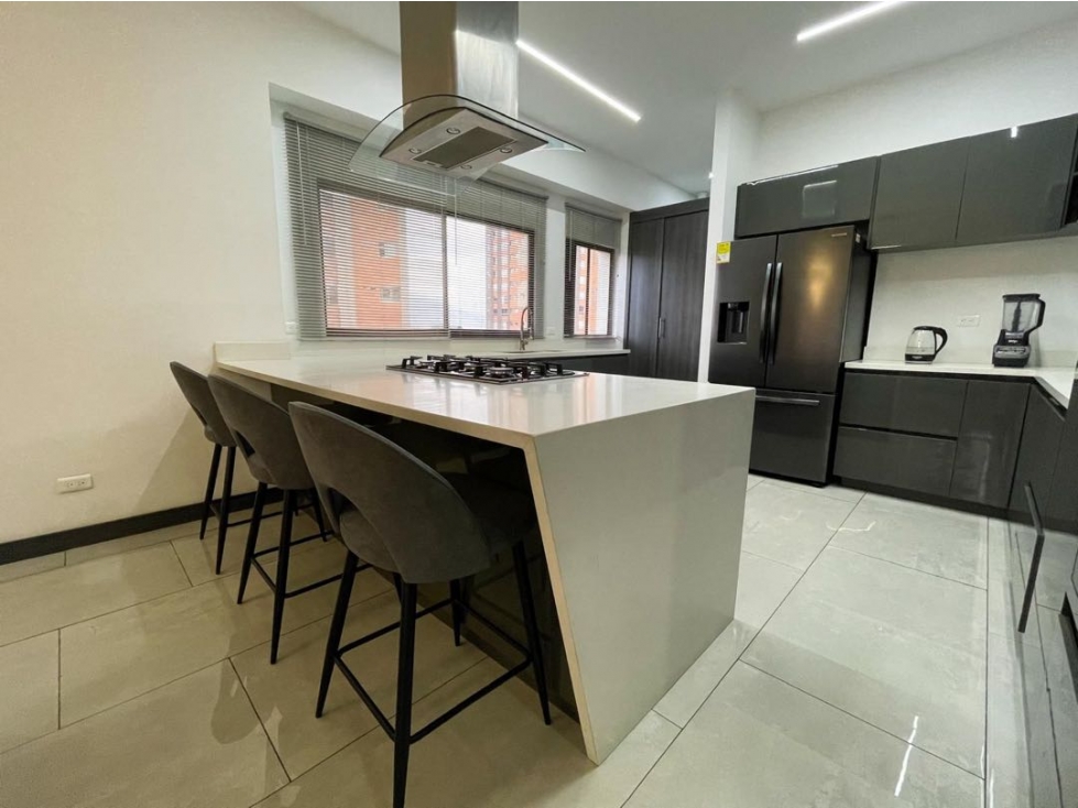 Vendo penthouse en El Poblado — foto 4