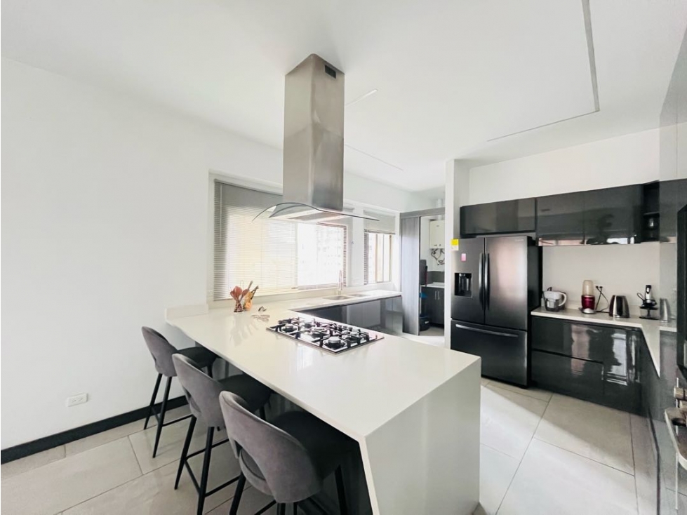 Vendo penthouse en El Poblado