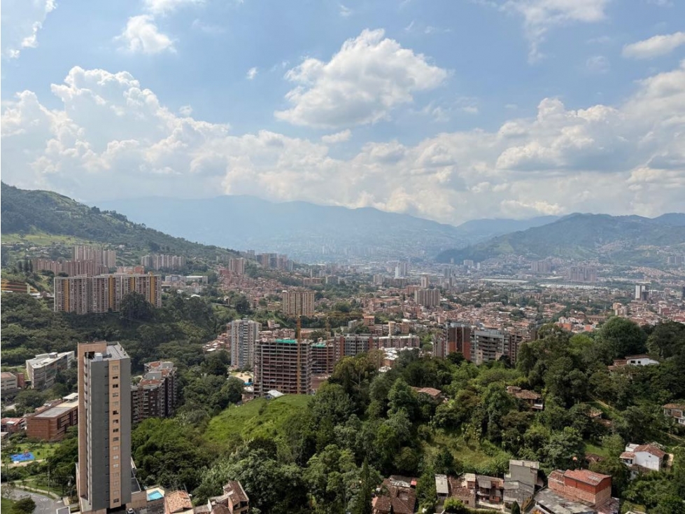 Vendo Penthouse en Envigado Chingui 83 m² +75 m² de Terraza