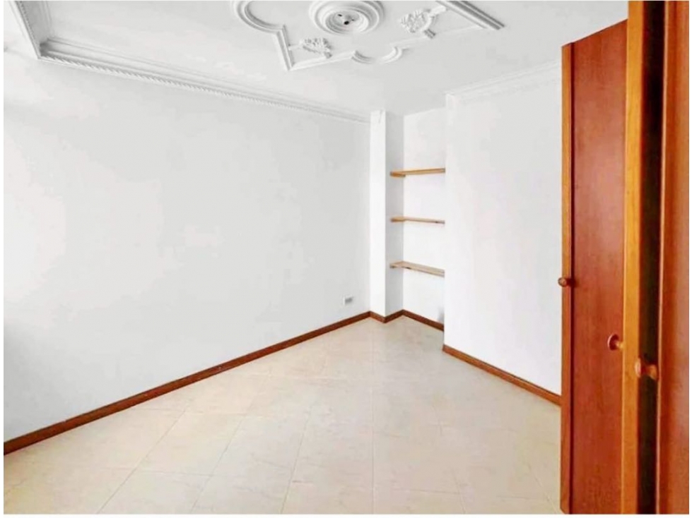 Vendo Penthouse, en Laureles, San Joaquín — foto 4
