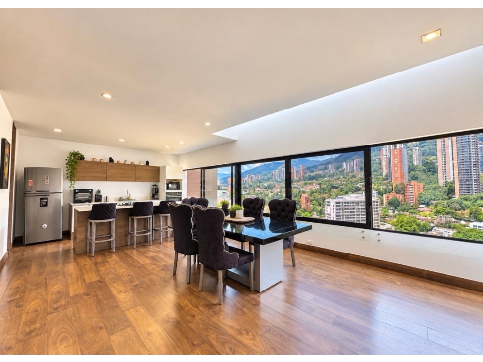 VENDO PENTHOUSE EN POBLADO-LA SUPERIOR.