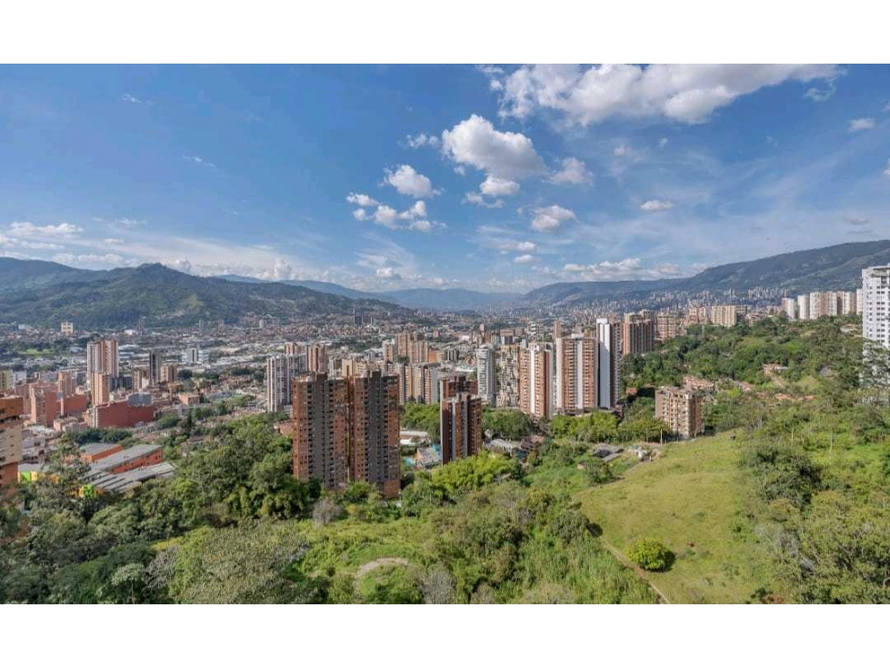 VENDO PENTHOUSE EN SABANETA