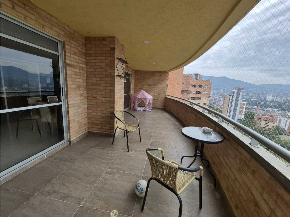 VENDO PENTHOUSE EN SABANETA, SECTOR AVES MARIA — foto 2