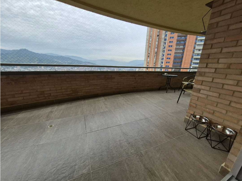 VENDO PENTHOUSE EN SABANETA, SECTOR AVES MARIA — foto 4