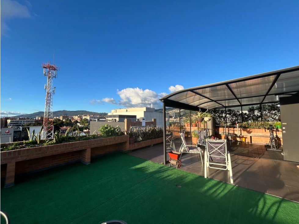 VENDO P.H. DUPLEX CON TERRAZA EXTERIOR REMODEMADO EN NUEVA AUTOPISTA — foto 2