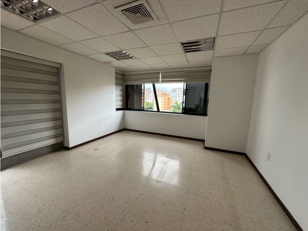 VENDO PISO DE OFICINAS EN EDIF. TEMPO ll - 5