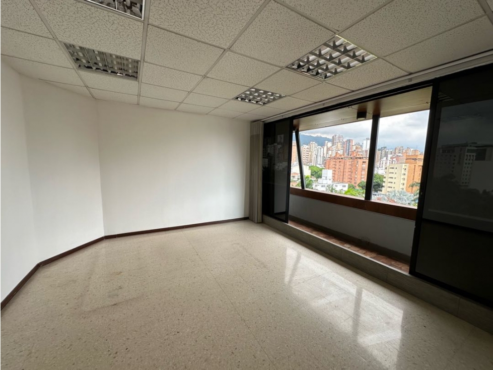VENDO PISO DE OFICINAS EN EDIF. TEMPO ll - 6