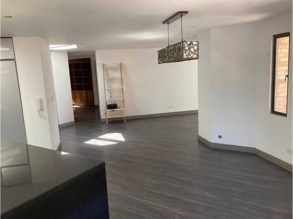 VENDO PRECIOSO APTO PENTHOUSE EN EL RETIRO — foto 5