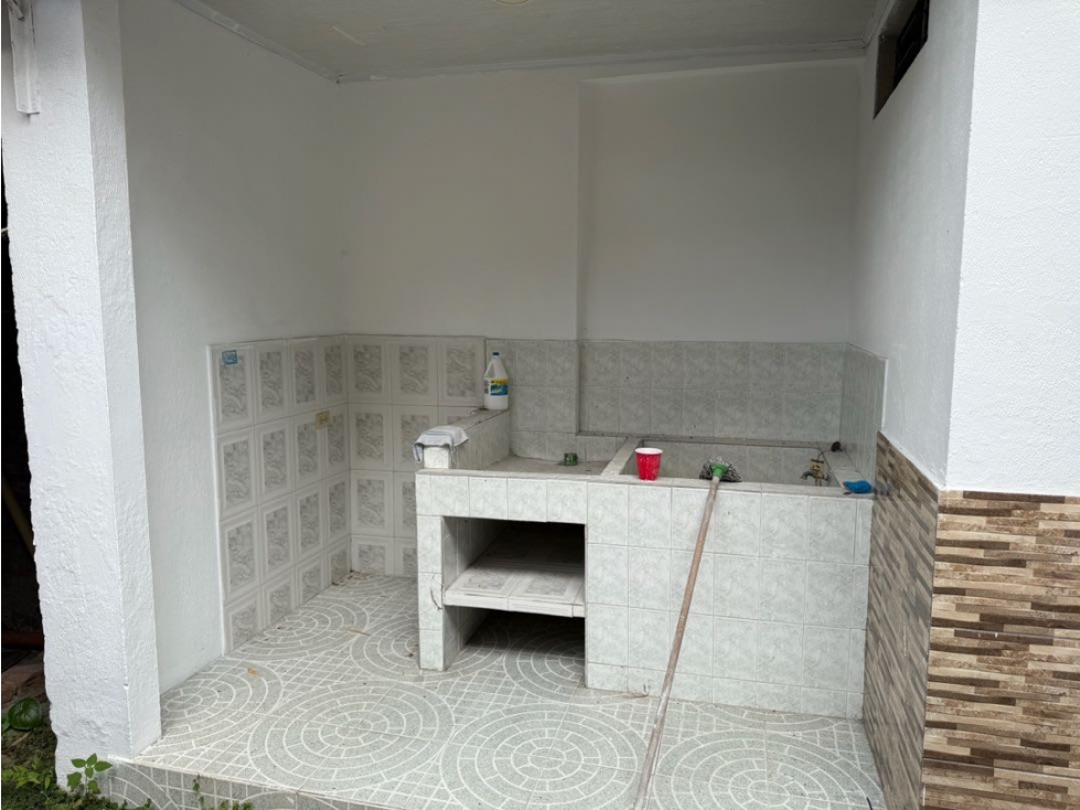 VENDO PROPIEDAD COMERCIAL QUIMBAYA - 6