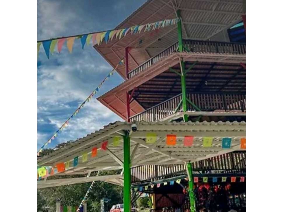 Vendo 5 gampling, + restaurante + piscina + mirador en Santander - 4
