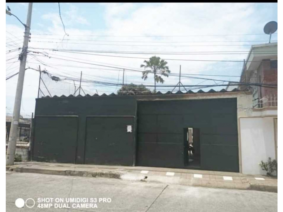 Vendo propiedad residencial 285mtrs en La Saiba
