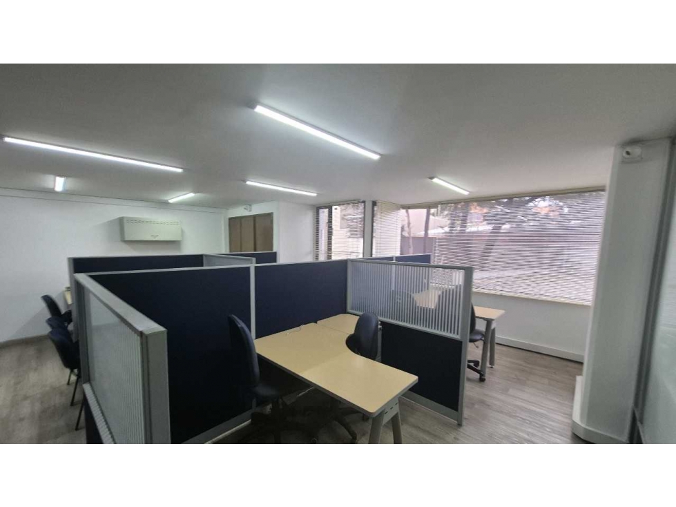 VENDO PROPIEDAD USO MIXTO 140M2 EXTERIOR CENTRO EMPRESARIAL CALLE 72 — foto 5