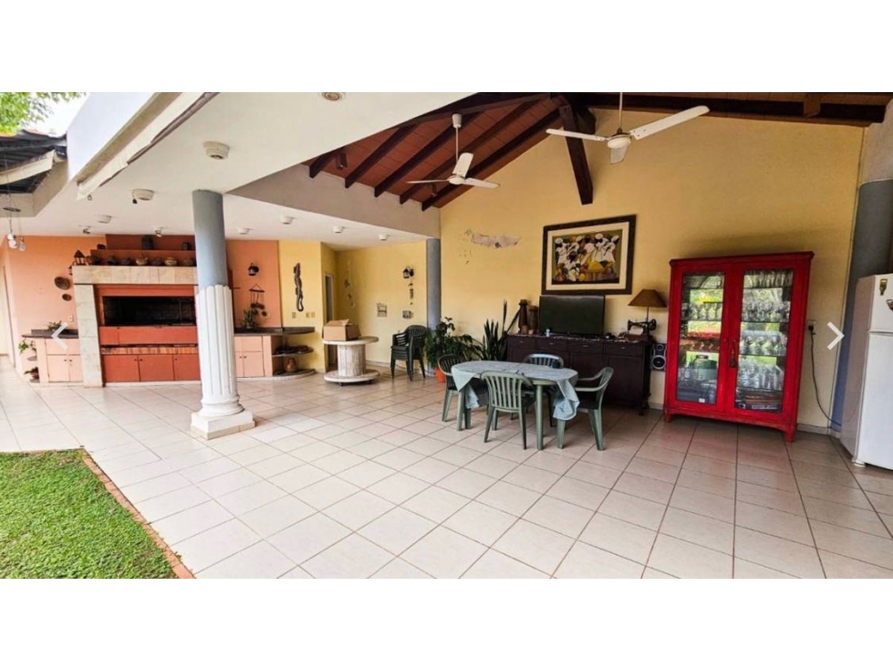 Vendo Residencia en Barrio Jara — foto 3