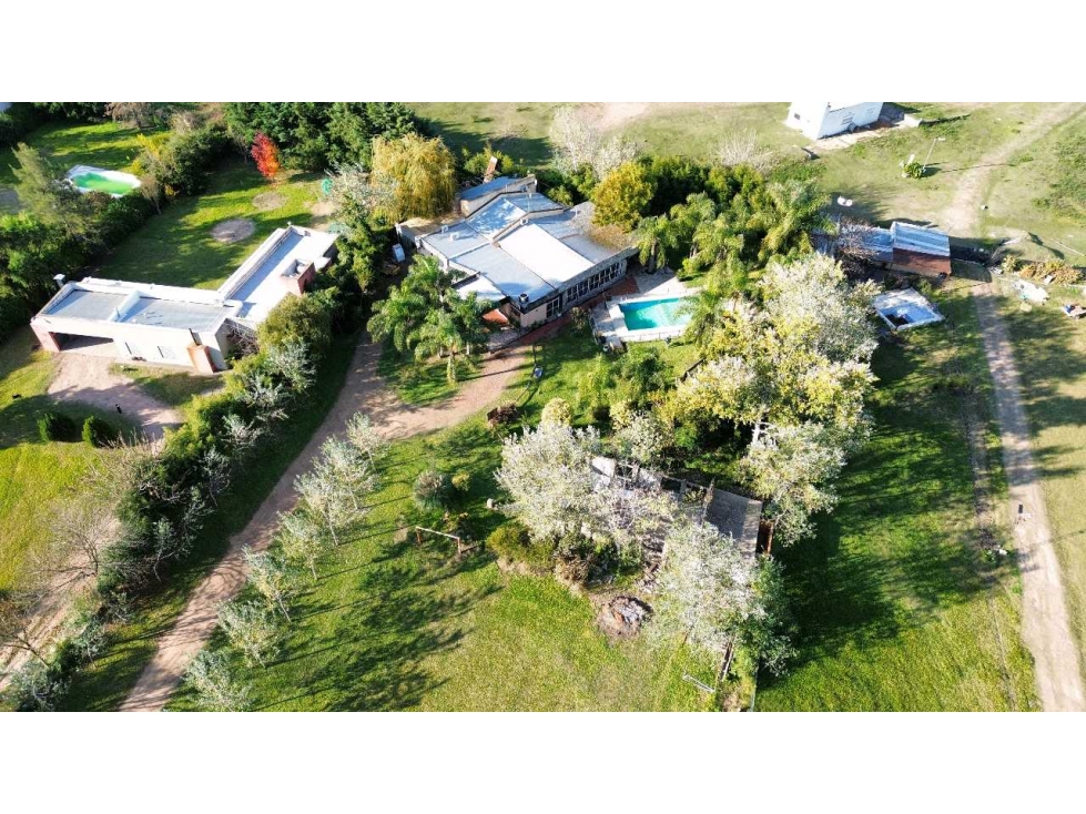 Vendo Salón de Eventos en Concepción del Uruguay, Entre Ríos. - 1