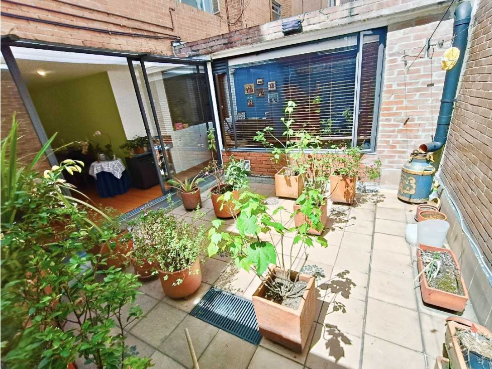 Vendo Santa Bárbara 3? alcobas terraza estudio Cuarto Servicio — foto 3