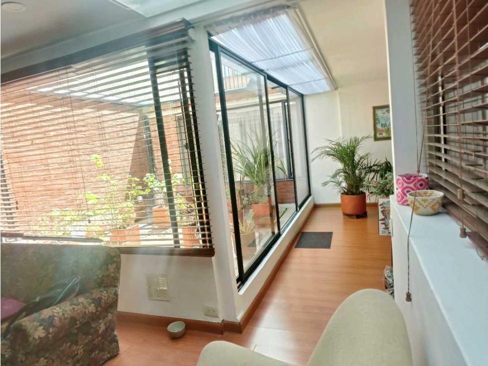 Vendo Santa Bárbara 3? alcobas terraza estudio Cuarto Servicio — foto 4