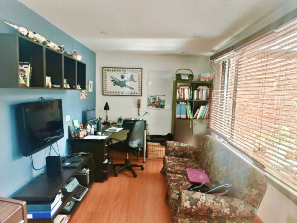 Vendo Santa Bárbara 3? alcobas terraza estudio Cuarto Servicio — foto 6