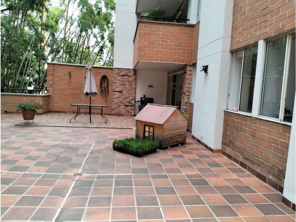 VENDO APTO CASTROPOL CON TERRAZA — foto 3