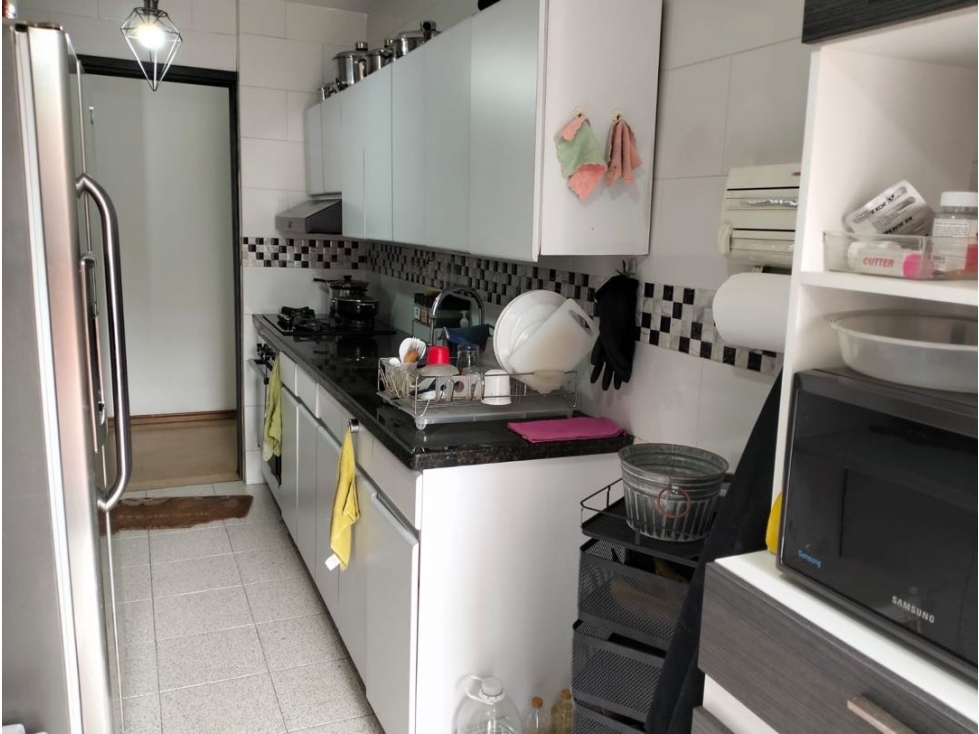 VENDO APTO CASTROPOL CON TERRAZA — foto 5