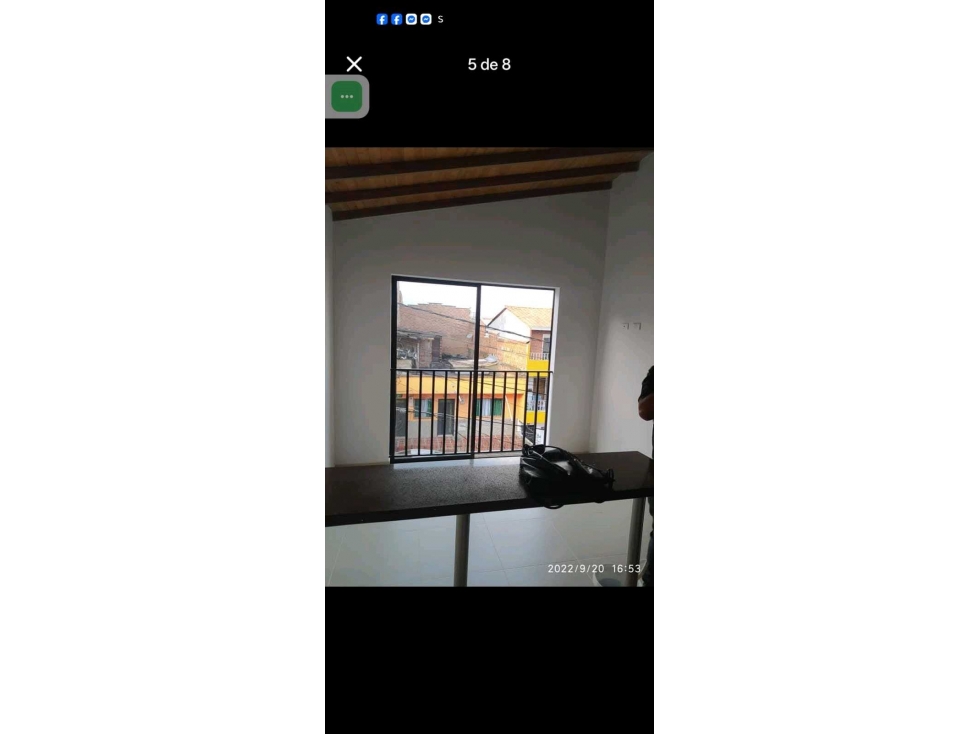 VENDO TERCER PISO EN PEDREGAL MEDELLÍN