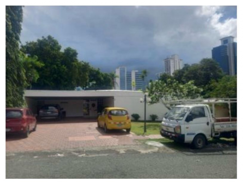 VENDO TERRENO 1067.85 m2 - San FRANCISCO - PANAMÁ